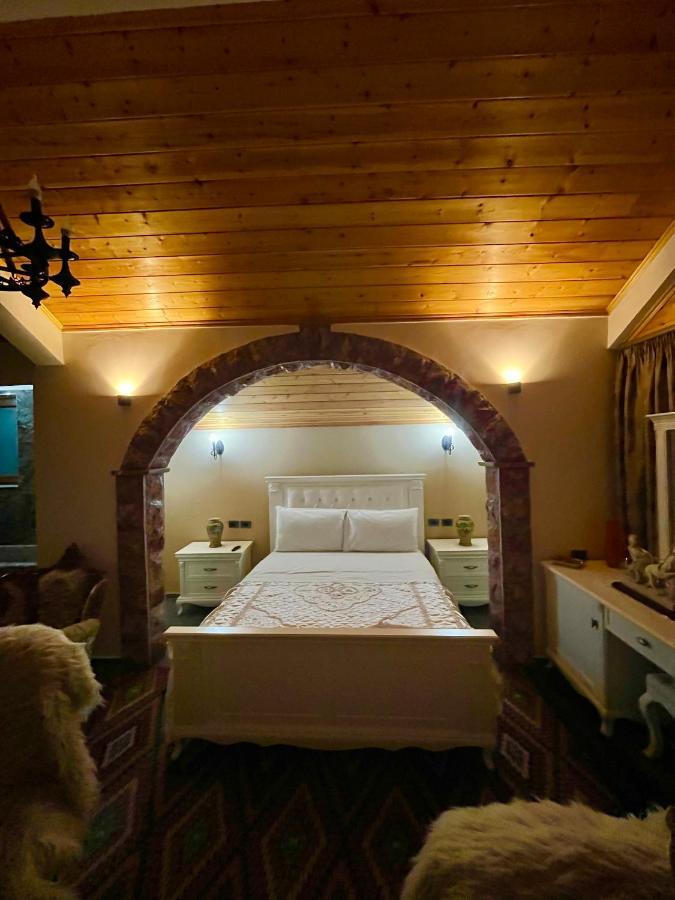 Villa Parku Rinia Korce Bagian luar foto