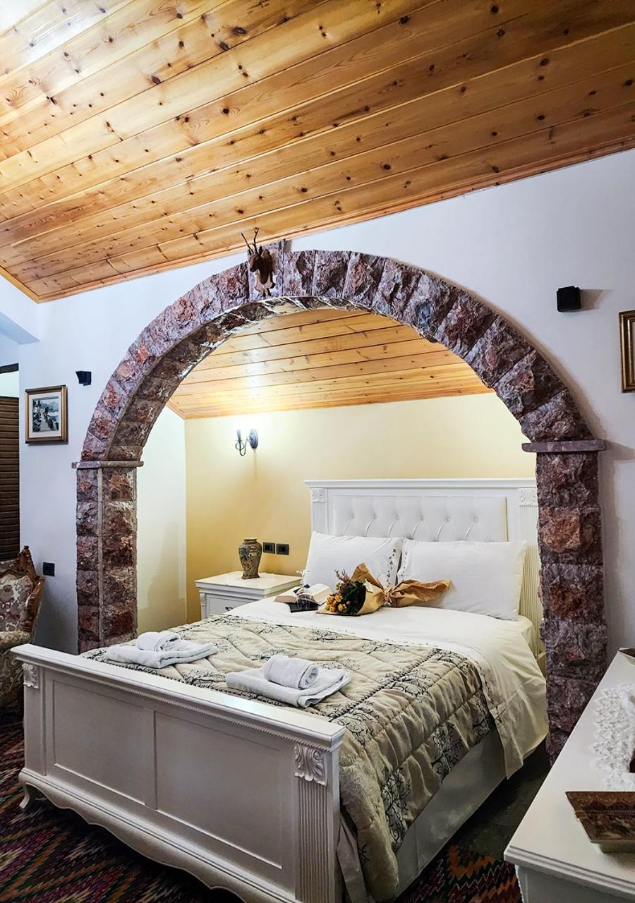 Villa Parku Rinia Korce Bagian luar foto