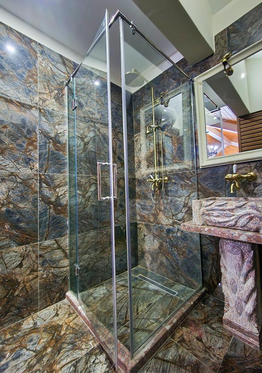 Villa Parku Rinia Korce Bagian luar foto